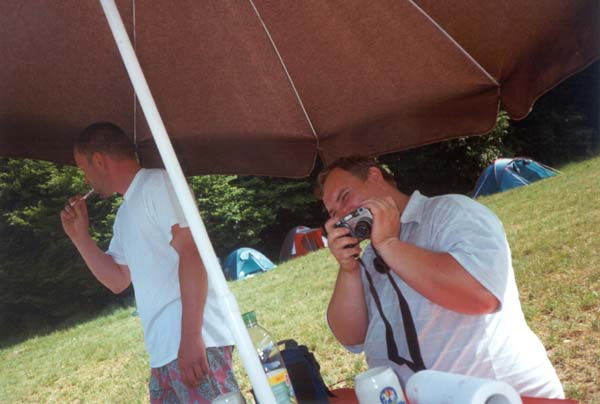 089 Bob macht Fotos